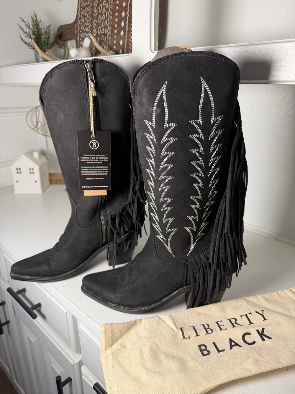 Liberty Black Womens 9 Black Suede Nubuck Fringe Cowboy Boots Western NWT